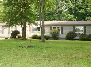 1127 York St, North Bloomfield, OH 44450