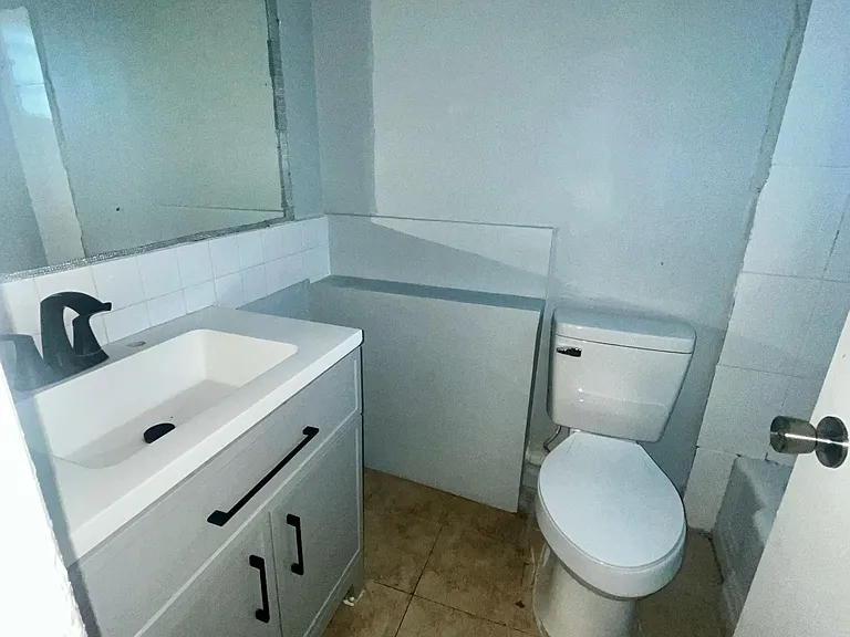 1101 Hibiscus Ave #12 — Photo 6