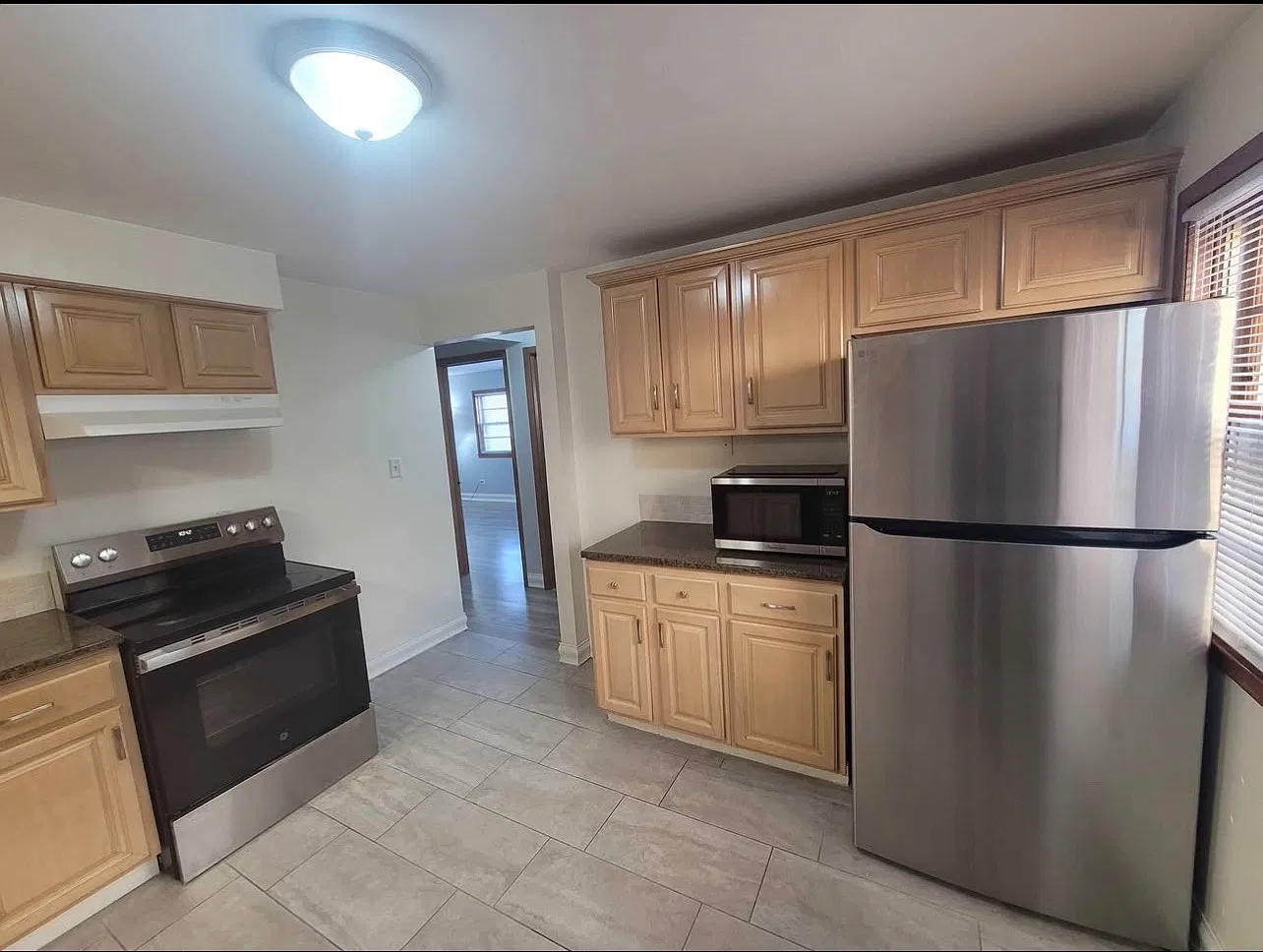 1 bed, 740 sqft, $1,650 — Photo 4