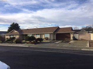 1110 SW 7th St, Hermiston, OR 97838