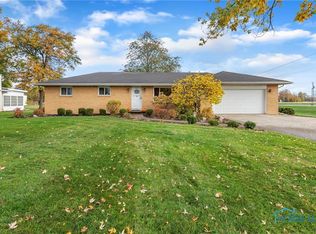 1180 Emily Dr, Millbury, OH 43447