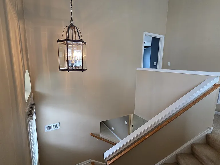 2444 Emily Ln — Photo 4