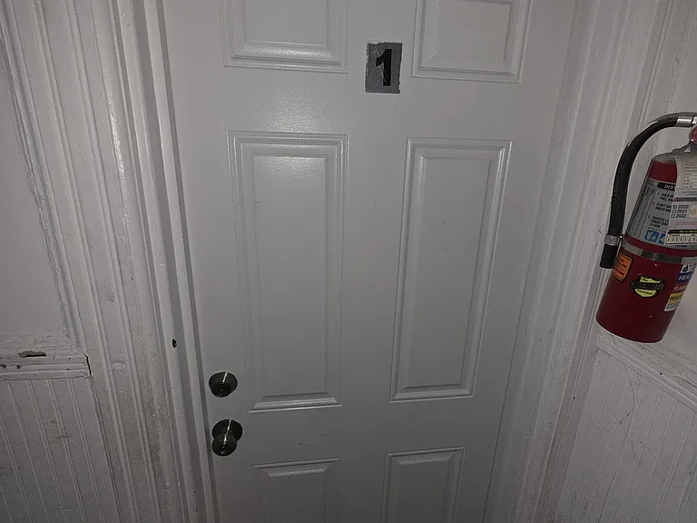 110 N Bond St #1 — Photo 5