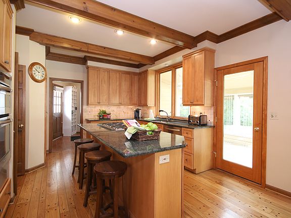 4th image of 25w775 Sunnyridge Court