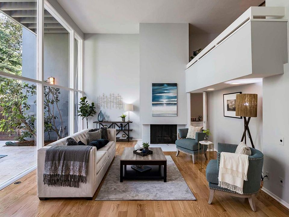 1st image of 158 Buckthorn Way