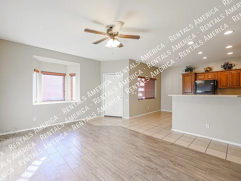 510 W University Dr #115 — Photo 5