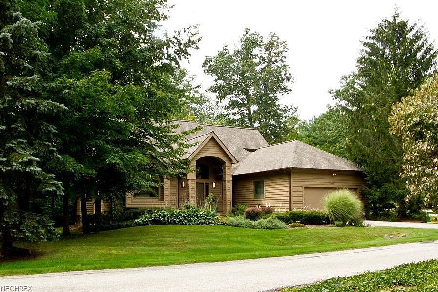 1st image of 248 Twin Creeks Dr