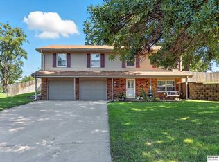 12106 Shirley St, Omaha, NE 68144