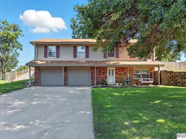 12106 Shirley St, Omaha, NE 68144