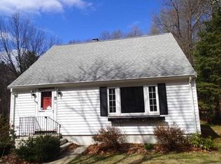 35 Mill St, Hopedale, MA 01747