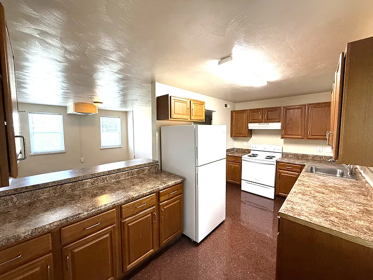 1516 Maiden Ln SW #13 — Photo 1