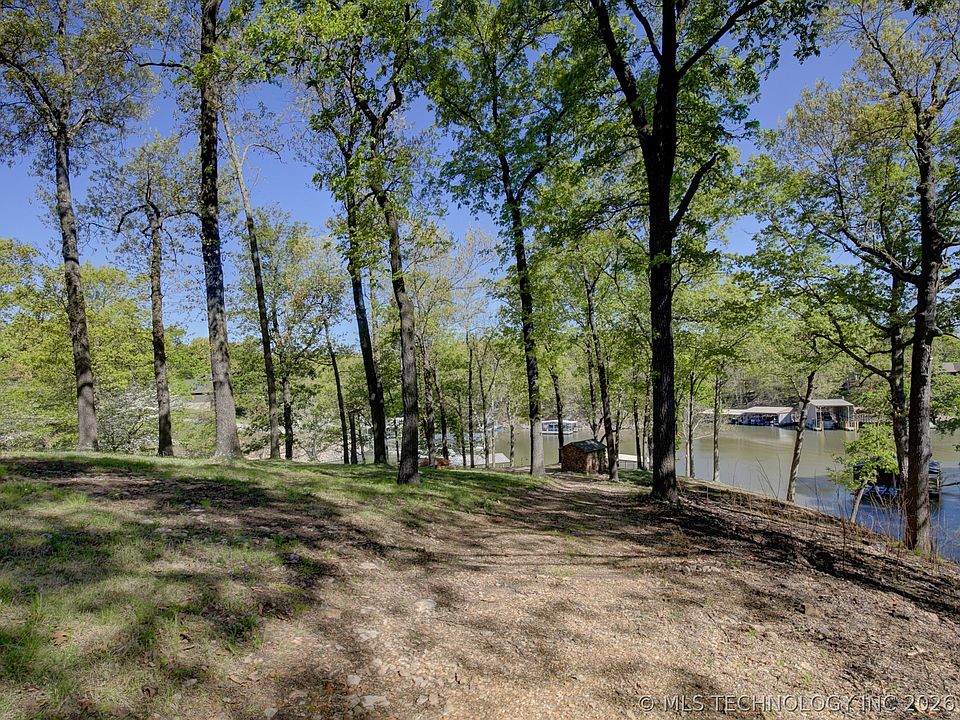 1st image of 2 E 317th Rd