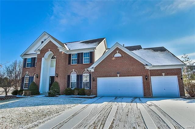 1st image of 355 Cherry Hills Meadows Dr