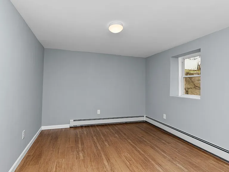 105 Bellingham Ave #1 — Photo 10
