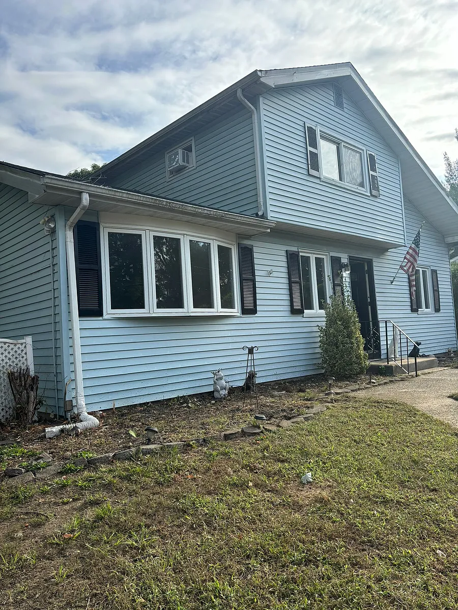 Building Photo - 444 Irving Pl