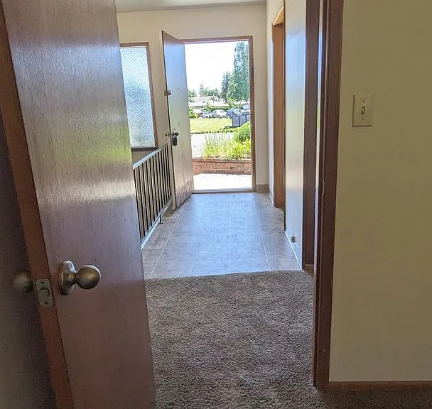 Bel Air Apartments — Photo 54