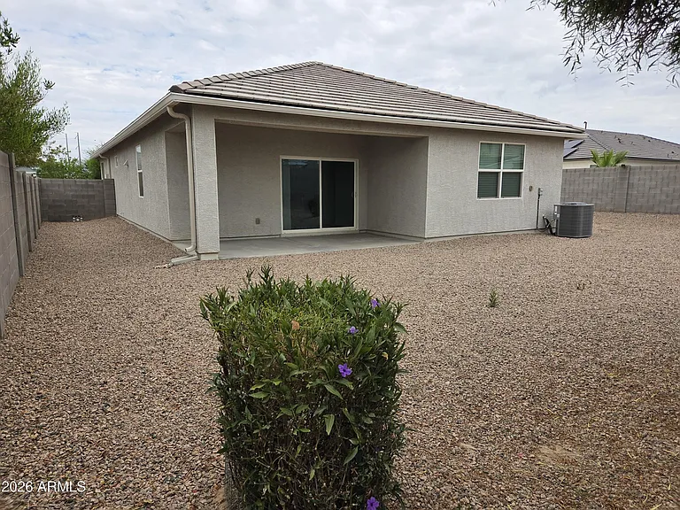 24673 N Alfalfa Dr — Photo 12