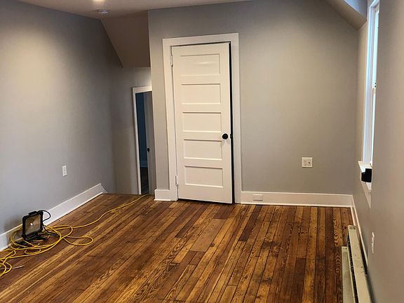 4th image of 3132 W Brandywine Ave