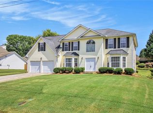 4096 English Valley Dr, Ellenwood, GA 30294
