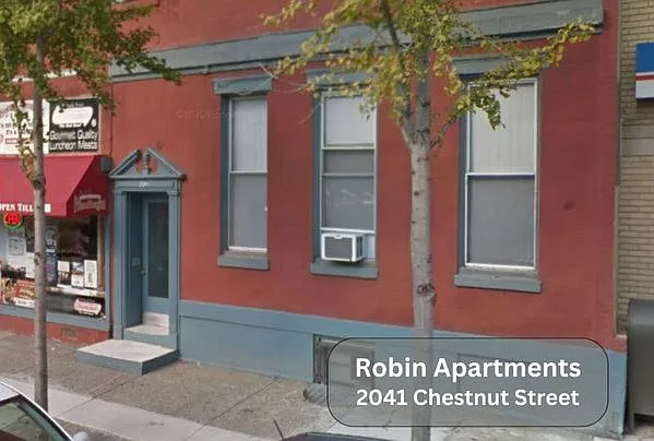 Robin Apartments — Photo 23