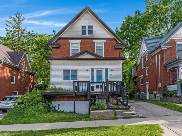 91 Charles St E, Kitchener, ON N2G 2P5