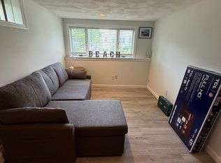 (Undisclosed Address), Middletown, RI 02842