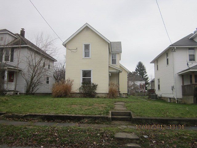 1st image of 640 Mary St