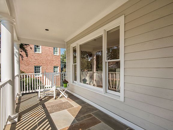 Covered porch area