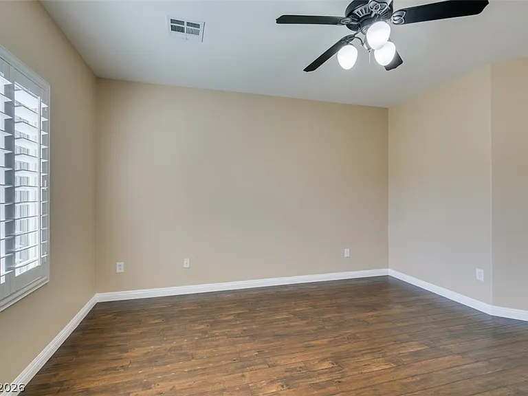 2154 Burtonsville Dr — Photo 11