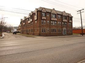 Noble Tudor Apartments, Floor Plan