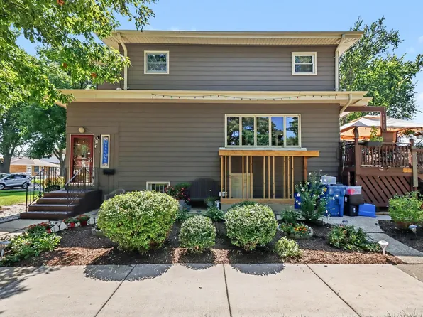 150 S Pick Ave, Elmhurst, IL 60126