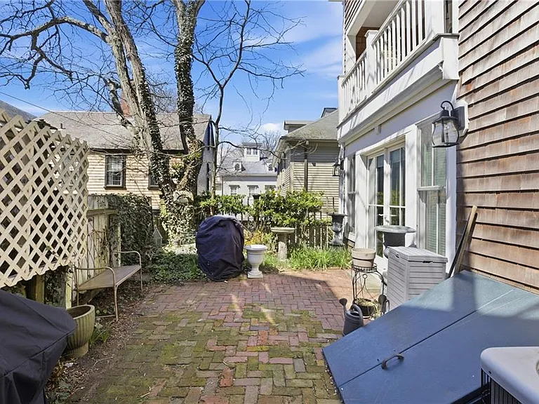 75 Mary St — Photo 35
