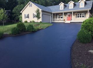 380 Fair Oaks Dr, Williams Bay, WI