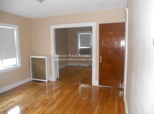 61 Woods Ave, Somerville, MA 02144