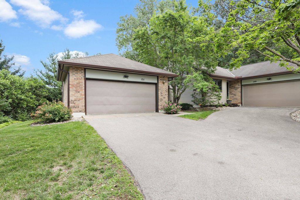 151 Ponwood Cir, Madison, WI - View 2