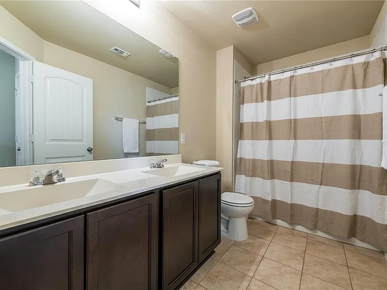 206 Llano River Trl — Photo 32