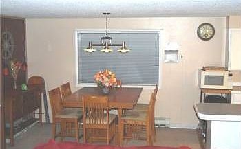 4th image of 109 Leeward St NW