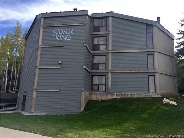 1st image of 1485 Empire Ave #318