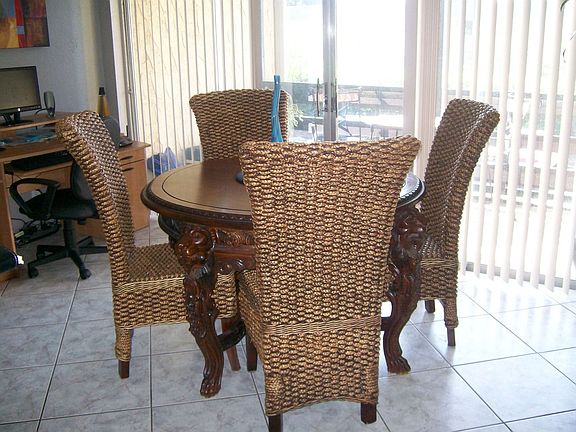 Dining Room walk out to screened in terrace