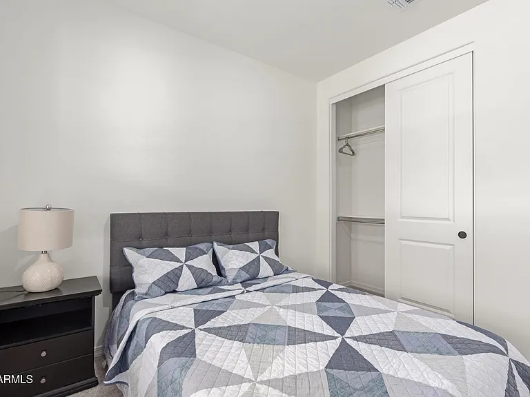 21283 W Edgemont Ave — Photo 15