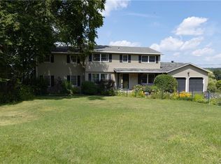 4593 Pauli Dr, Manlius, NY