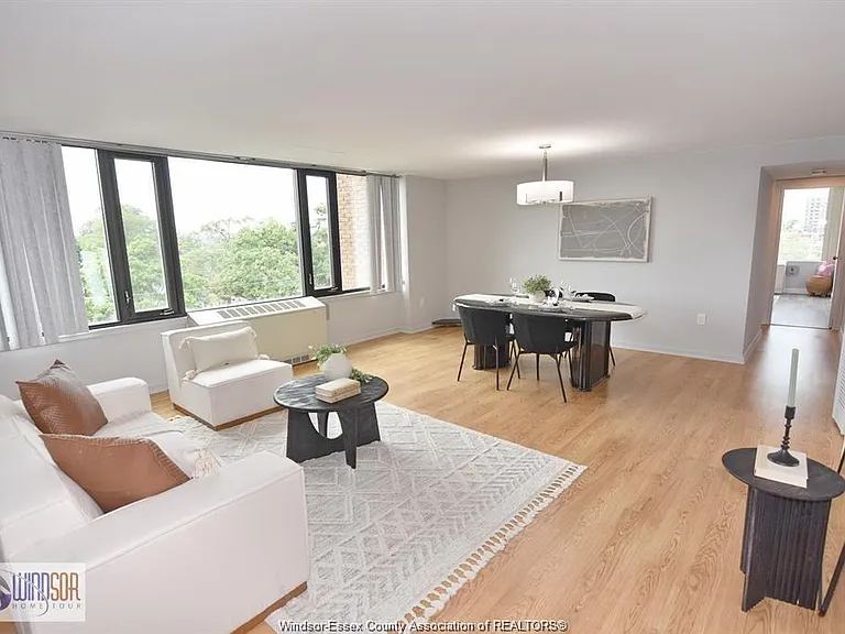 2144 Pelissier St #601 — Photo 14