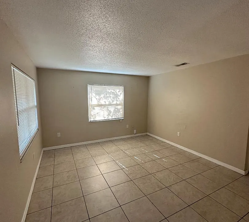 912 60th Avenue Ter W #1008A