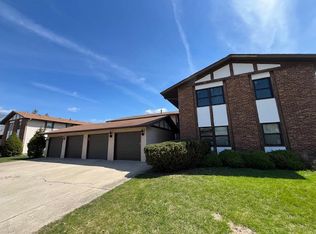 19211 Elm Dr UNIT 145, Country Club Hills, IL 60478