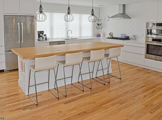 68 Burnham Pkwy, Morristown, NJ 07960