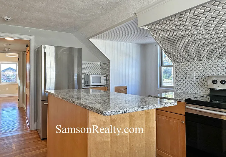 842 Oaklawn Ave #2 — Photo 4
