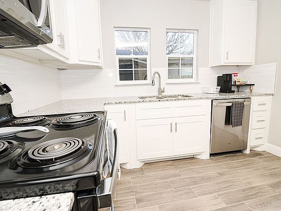 4th image of 5807 Lawrence Blvd