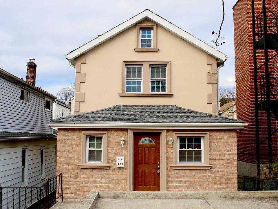 1st image of 430 Swinton Ave #B