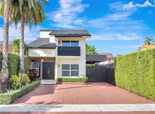 10365 SW 9th Ter, Miami, FL 33174