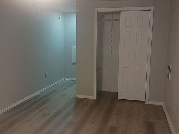 5th image of 3309 SE 19th St